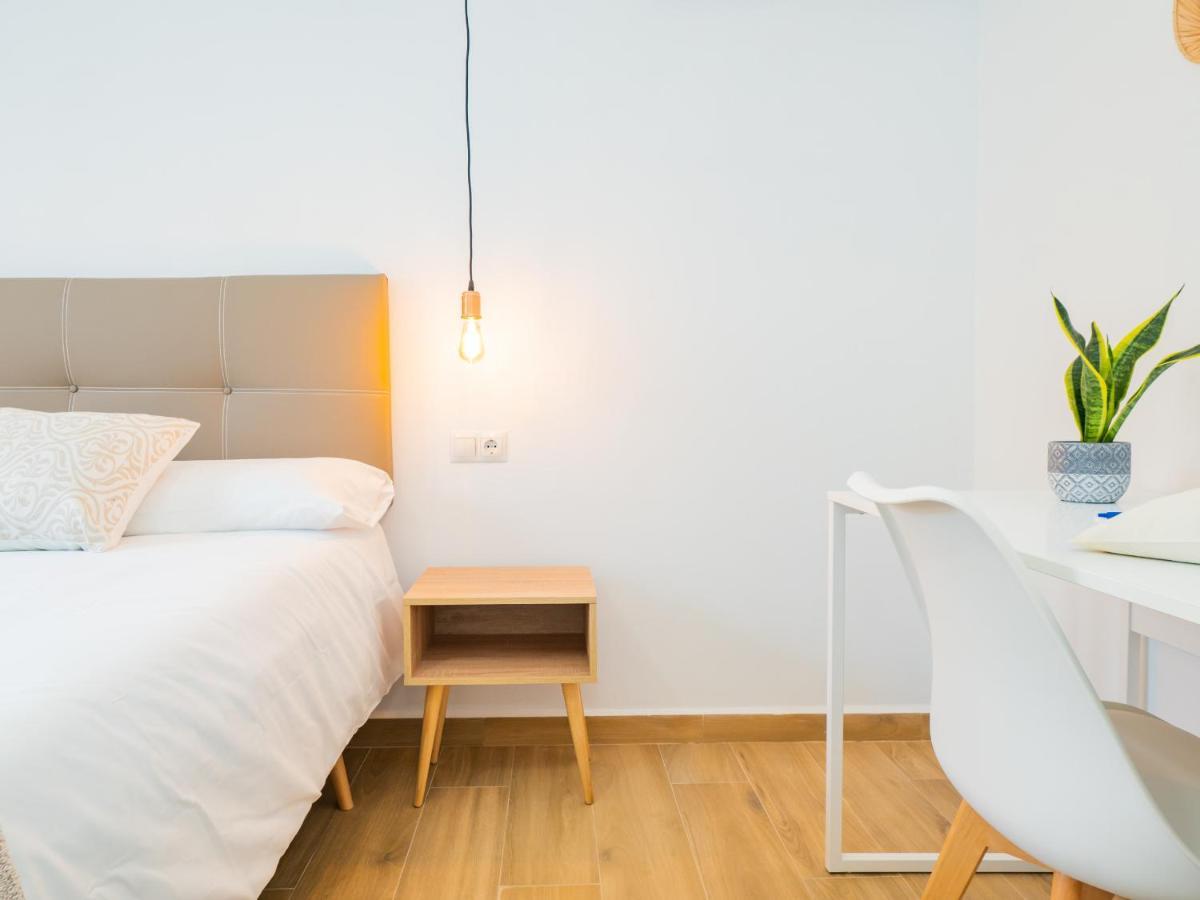 Cubo'S Hostal William'S Sunny 1 With Breakfast Торе де Бенагалбон Екстериор снимка