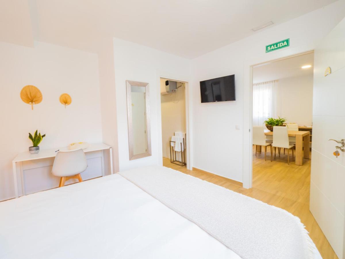 Cubo'S Hostal William'S Sunny 1 With Breakfast Торе де Бенагалбон Екстериор снимка